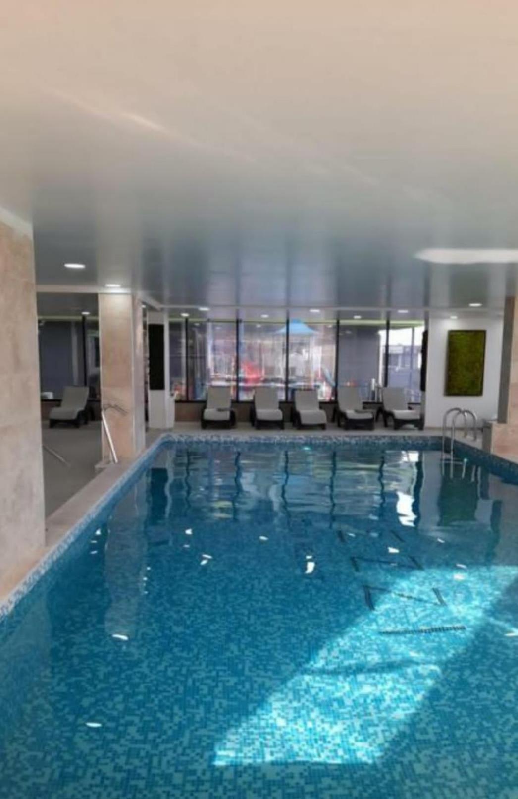 Luxury Suite Alezzi Beach Apartment Piscina Incalzita Sauna Jacuzzi Parking Năvodari Kültér fotó